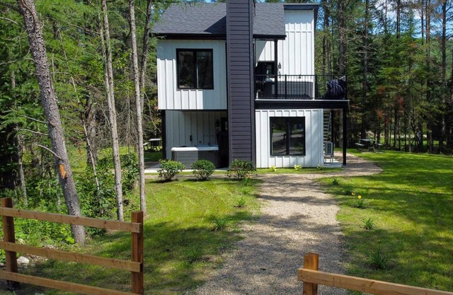 Condo with spa - Le Safari Nordik