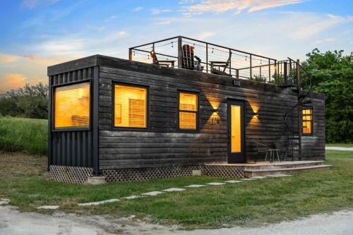 Container Home with Rooftop Views and Pickleball