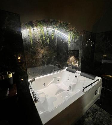 Contempo luxury