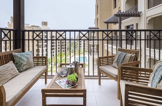 Contemporary 1BR Apartment in Madinat Jumeirah!