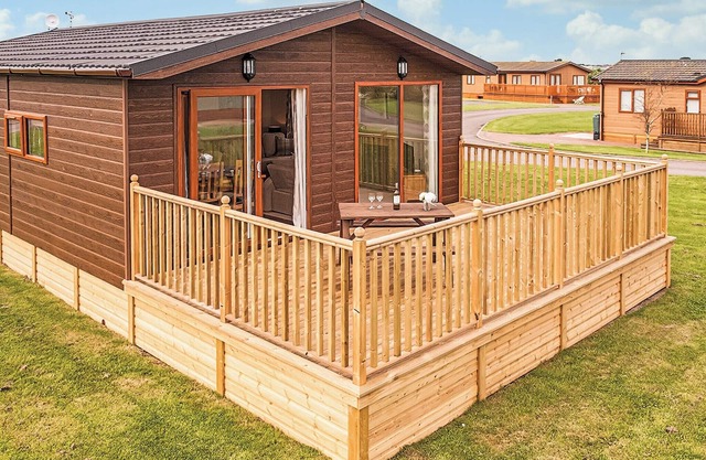 Contemporary lodge furnished to a very high standard.