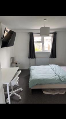 Contractors Rooms In Hythe