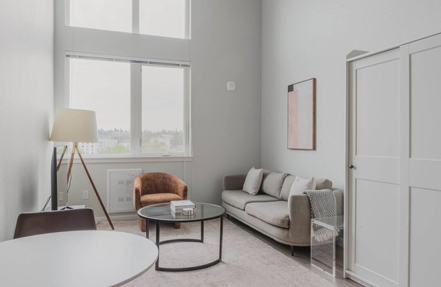 Convenient Tacoma Studio w/Fitness Center, Lounge, W/D, by Blueground