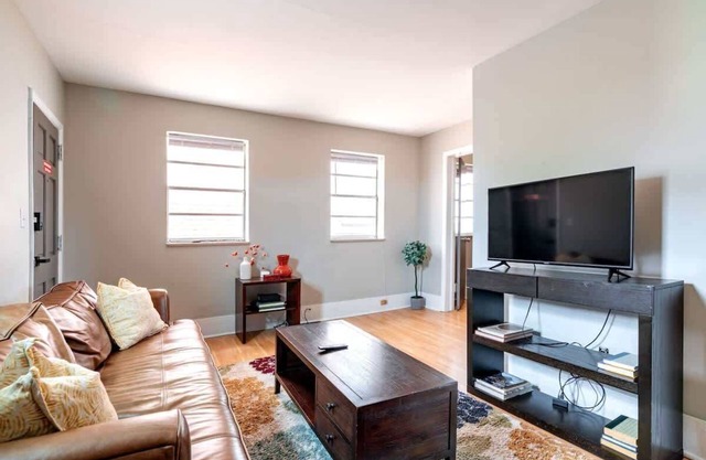 Convention - Private Parking - Pets - Short North