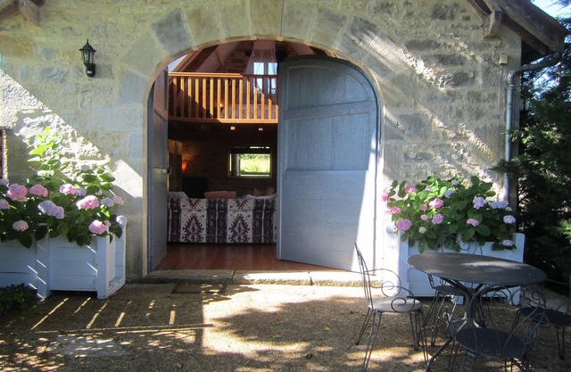 Converted barn. Picturesque countryside.