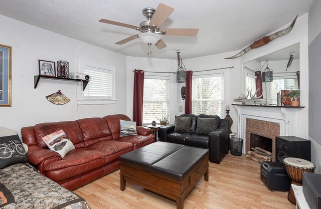 Cool Getaway ★ Hip Area ★ Near Downtown & Edgewater Beach ★ Century Home