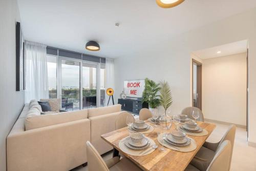 Cool Space for 6, Close To The Metro!