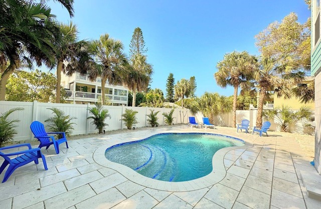 Coquina Cottage A by Duncan Real Estate