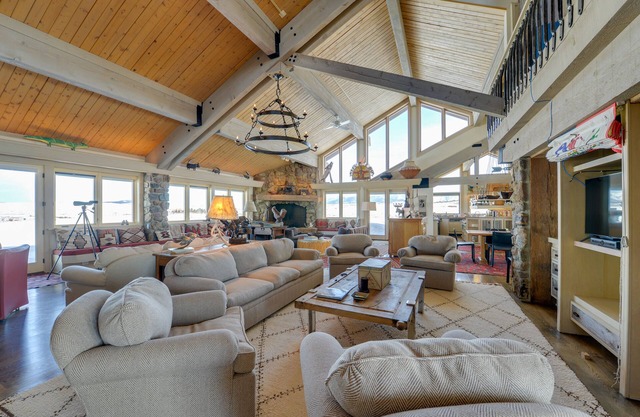 Cora Home w/Mountain Views - Fishing On-Site!