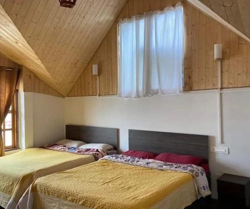 Corner Homestay by The Pine Cones
