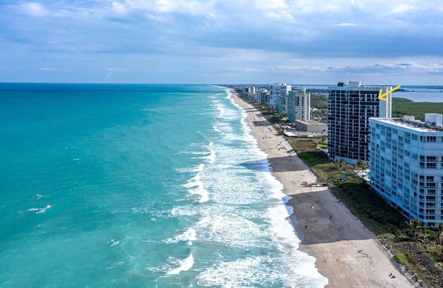 Corner Unit 19th floor Panoramic Ocean to Indian River
