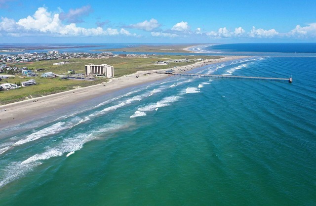 Costa Bahia Full Bldg Pool, Beach, Sleeps 100