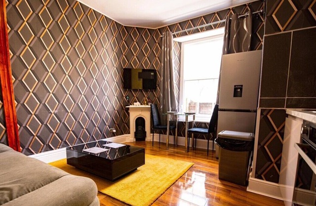 Cosy 1BR Flat Central Location