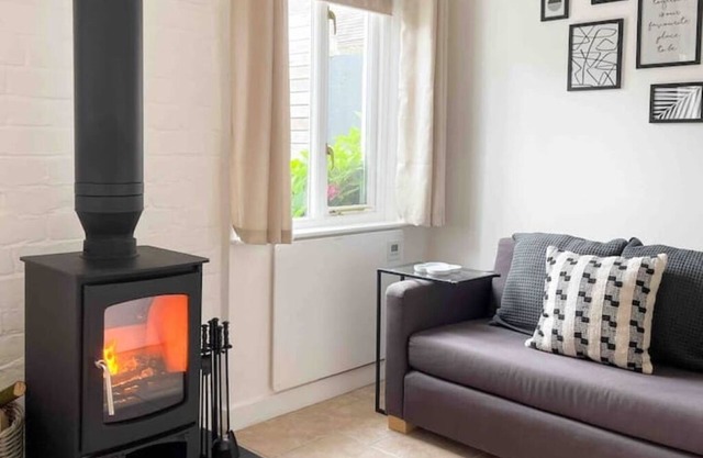 Cosy Annex sleeps 2 near Gretna, M6 Jct 45/A75nn