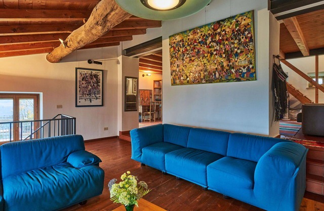 Cosy apartment in villa for 6 people with WIFI, TV, patio and parking