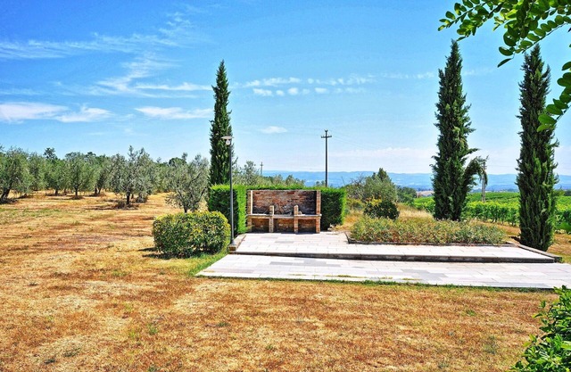 Cosy apartment for 2 people with A/C, WIFI, pool, TV, patio and panoramic view
