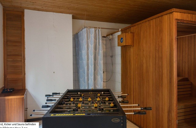 Cosy apartment for 12 guests with WIFI, TV, balcony and pets allowed