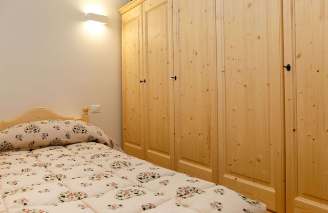Cosy apartment for 3 people with WIFI, TV, patio and pets allowed