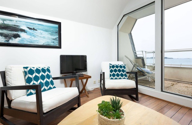 Cosy apartment for 4 guests with WIFI and balcony