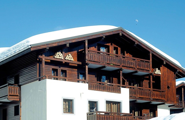 Cosy apartment for 4 guests with pool, WIFI, TV, terrace and pets allowed