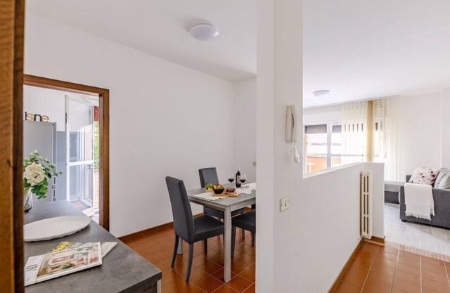 Cosy apartment for 5 people with WIFI, TV, terrace and panoramic view