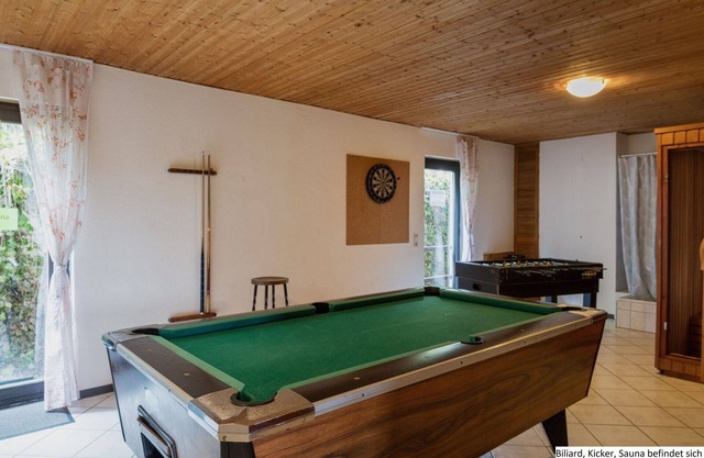 Cosy apartment for 7 guests with WIFI, TV, terrace, pets allowed and parking