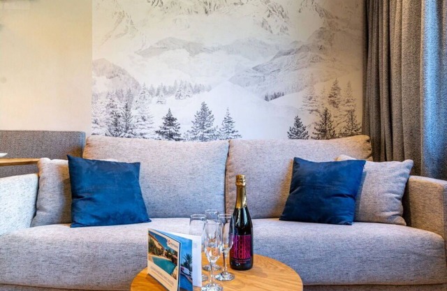 Cosy apartment for 4 people with WIFI, TV and balcony