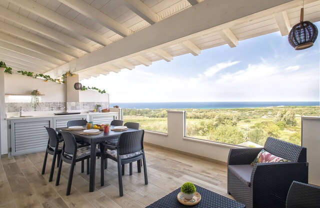 Cosy apartment for 4 people with WIFI, A/C, TV, terrace and panoramic view