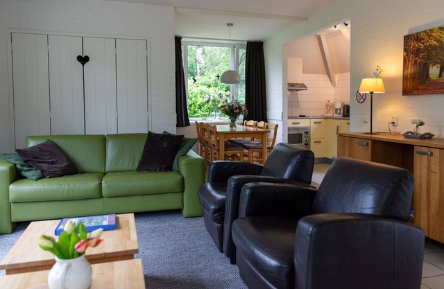 Cosy apartment in villa for 4 guests with pool, WIFI, TV and terrace