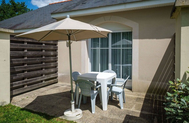 Cosy apartment in villa for 4 people with pool, internet, TV, terrace and pets allowed