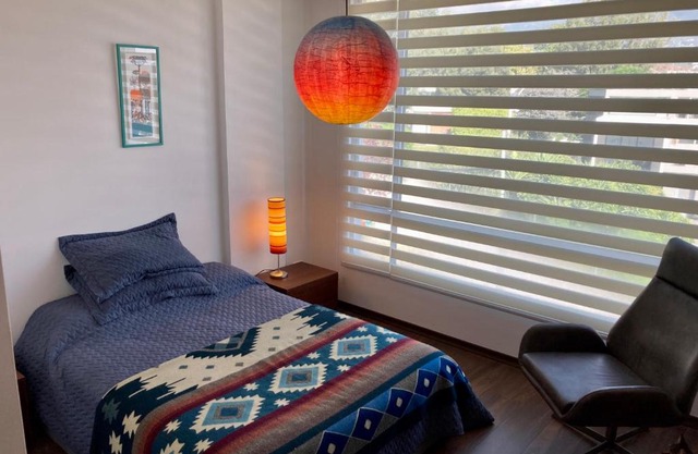 Cosy, bright and fancy room in the Valley NOT MOTEL