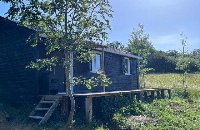 Cosy chalet in the middle of the Nature