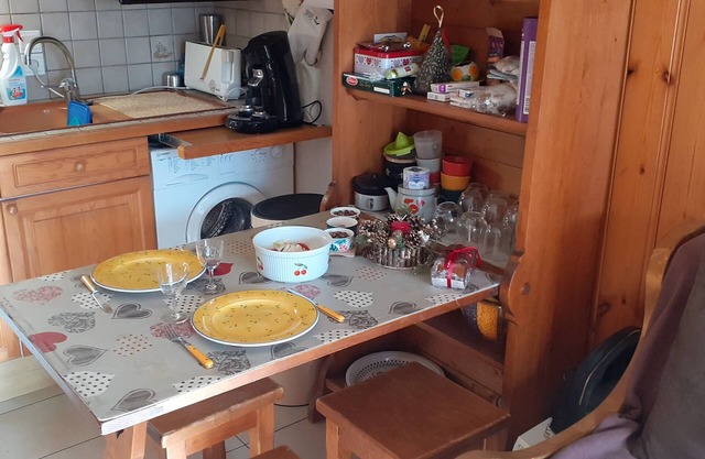 Cosy large studio 30m² balcony south view 3 persons parking 5mn station