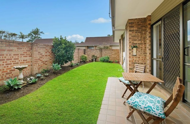 Cosy Two Bedroom Villa In Quiet Complex