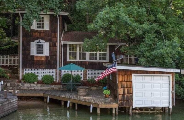 Cottage In The Cove - Lake Lure Lakefront, Kayaks!