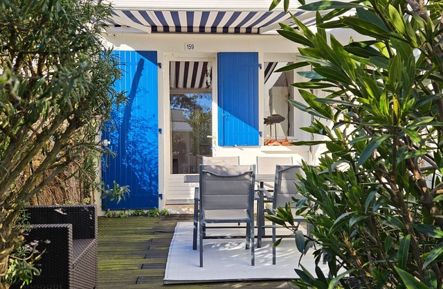 Cottage near beach and forest, parking, wifi