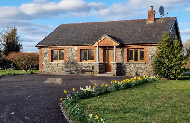Cottage on Lough Ree/River Shannon in the heart of Ireland