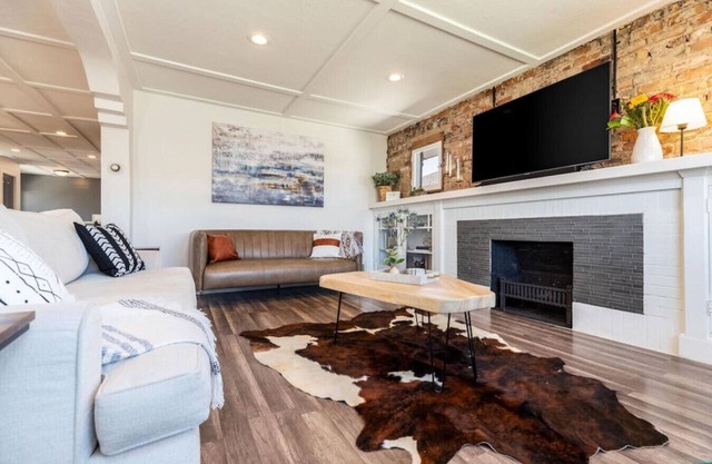 Cottage on Main - Only Minutes to Downtown SLC!