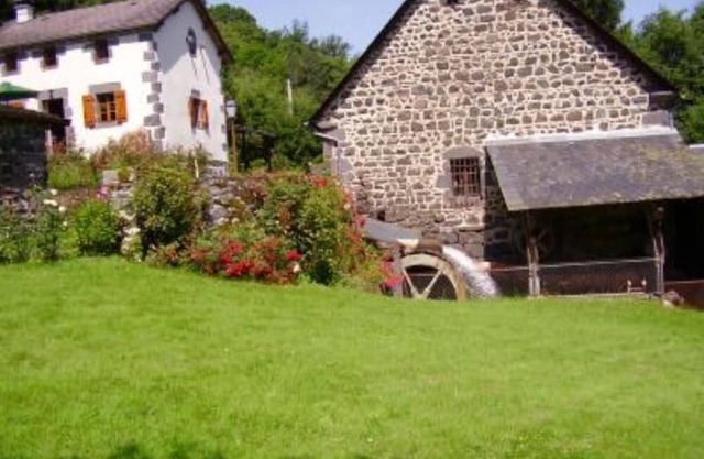 Country Cottage/Gite - PONTGIBAUD