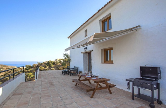 Country house 15 minutes from the beach