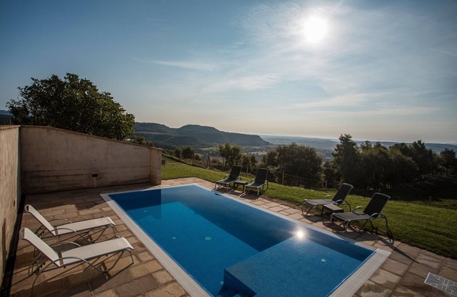 Country House 'La Cajola' with Mountain View, Private Pool and Wi-Fi