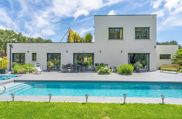 Country House 'La Lagune' with Private Pool, Private Terrace and Wi-Fi