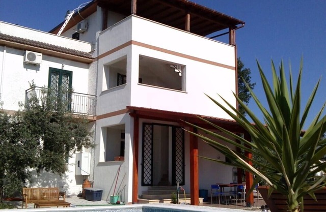 Country House with Pool in Nerola