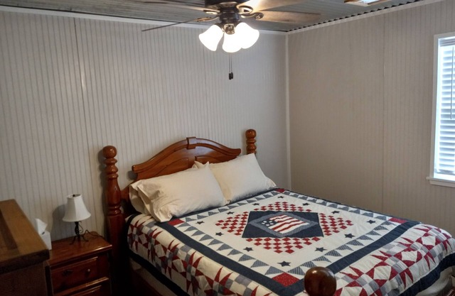 Country Living with Kyle Field 30 minutes away
