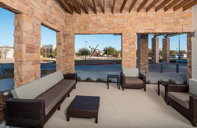 Courtyard by Marriott Dallas Midlothian-Midlothian Conf Ctr
