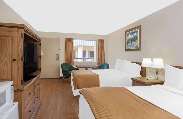 Courtyard Hotel & Event Center