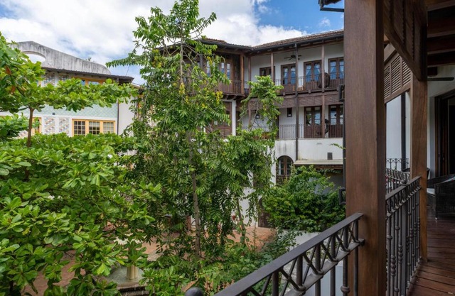 Courtyard style condo for 4 people