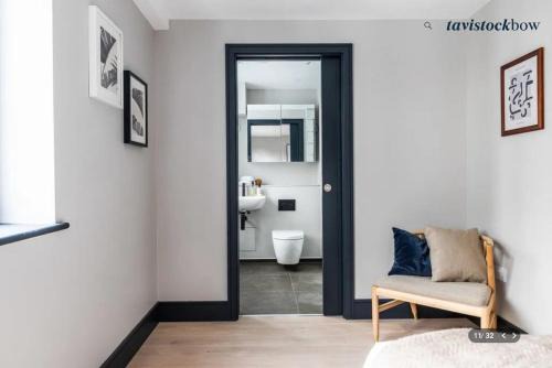 Covent Garden Inter Designer Luxury 4 Bed Apartment