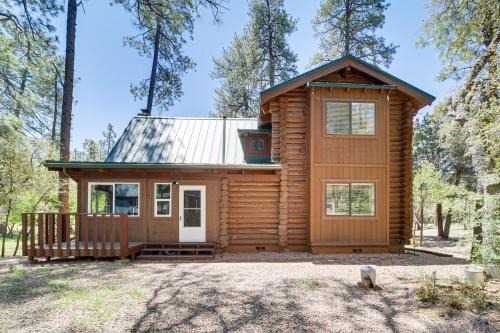 Covered Deck, Private Acreage Log Cabin in Pine