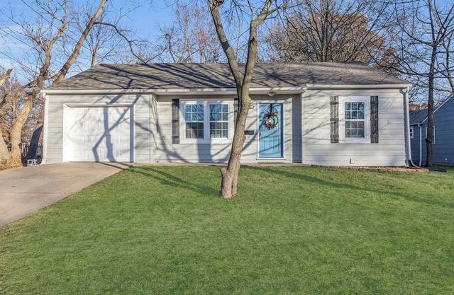 Covered patio, finished basement, amazing location
